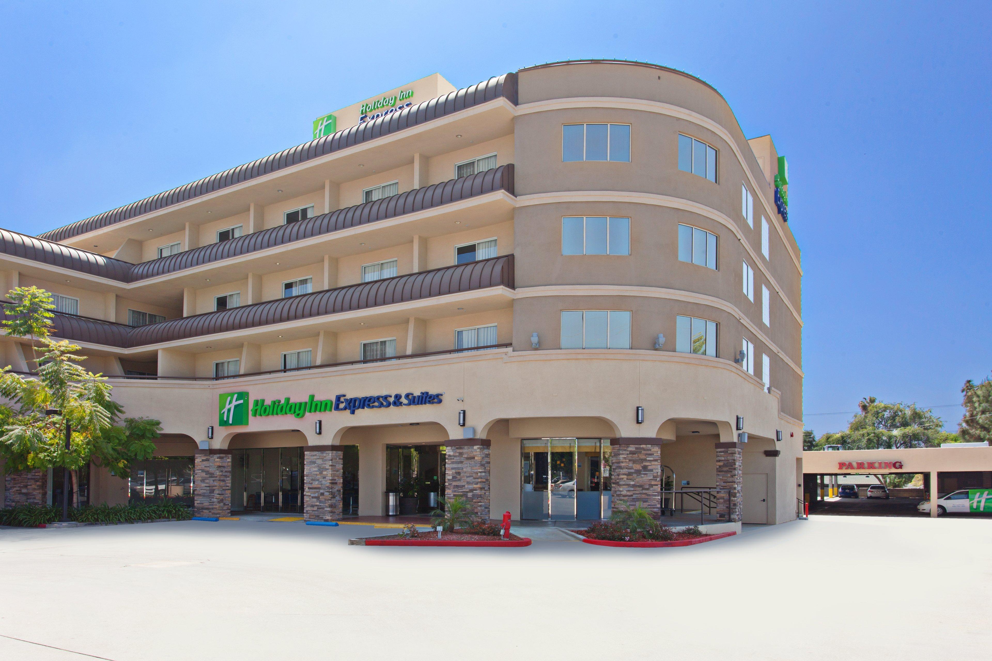 Holiday Inn Express & Suites Pasadena - Los Angeles By Ihg Bagian luar foto