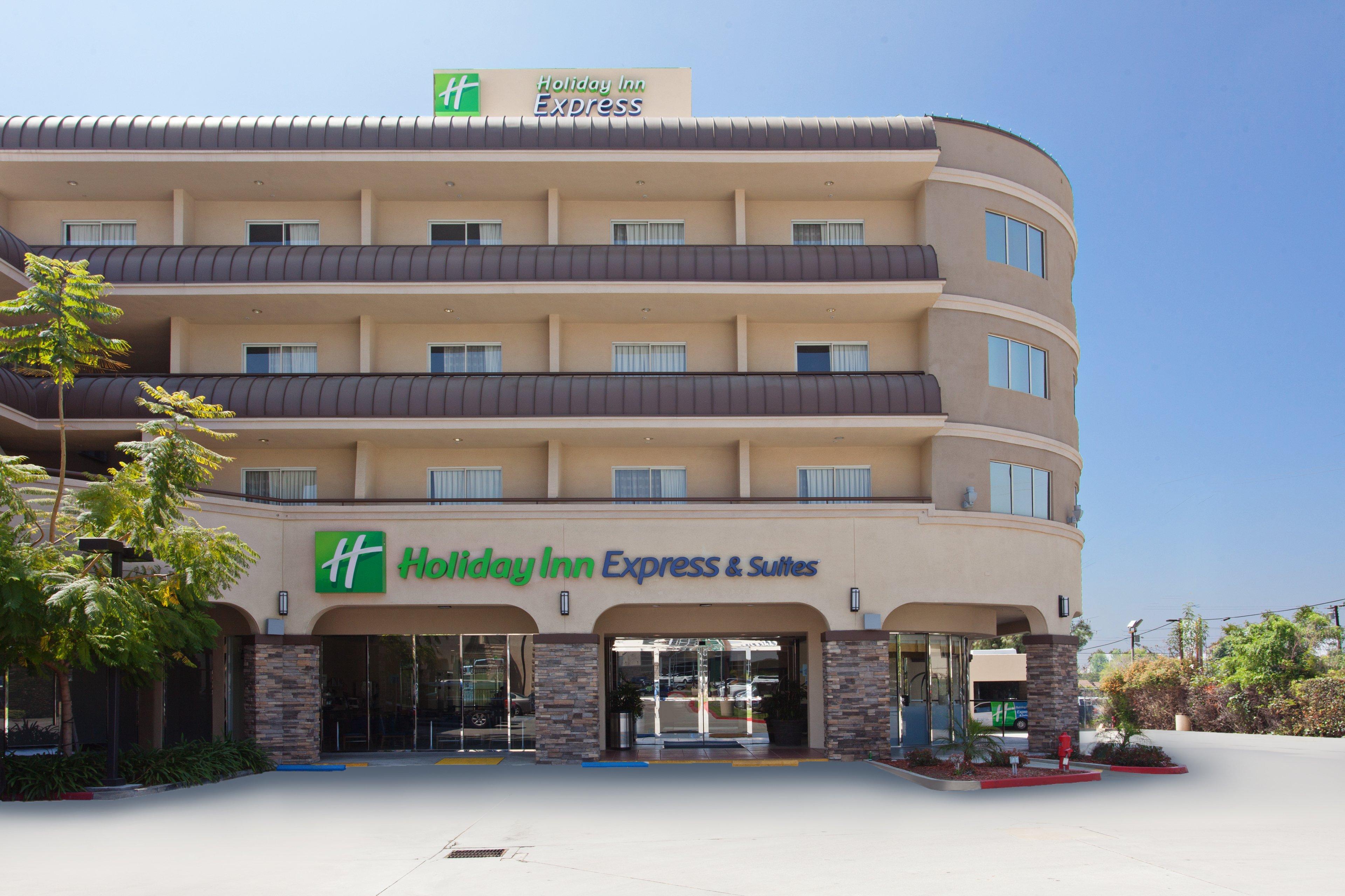 Holiday Inn Express & Suites Pasadena - Los Angeles By Ihg Bagian luar foto