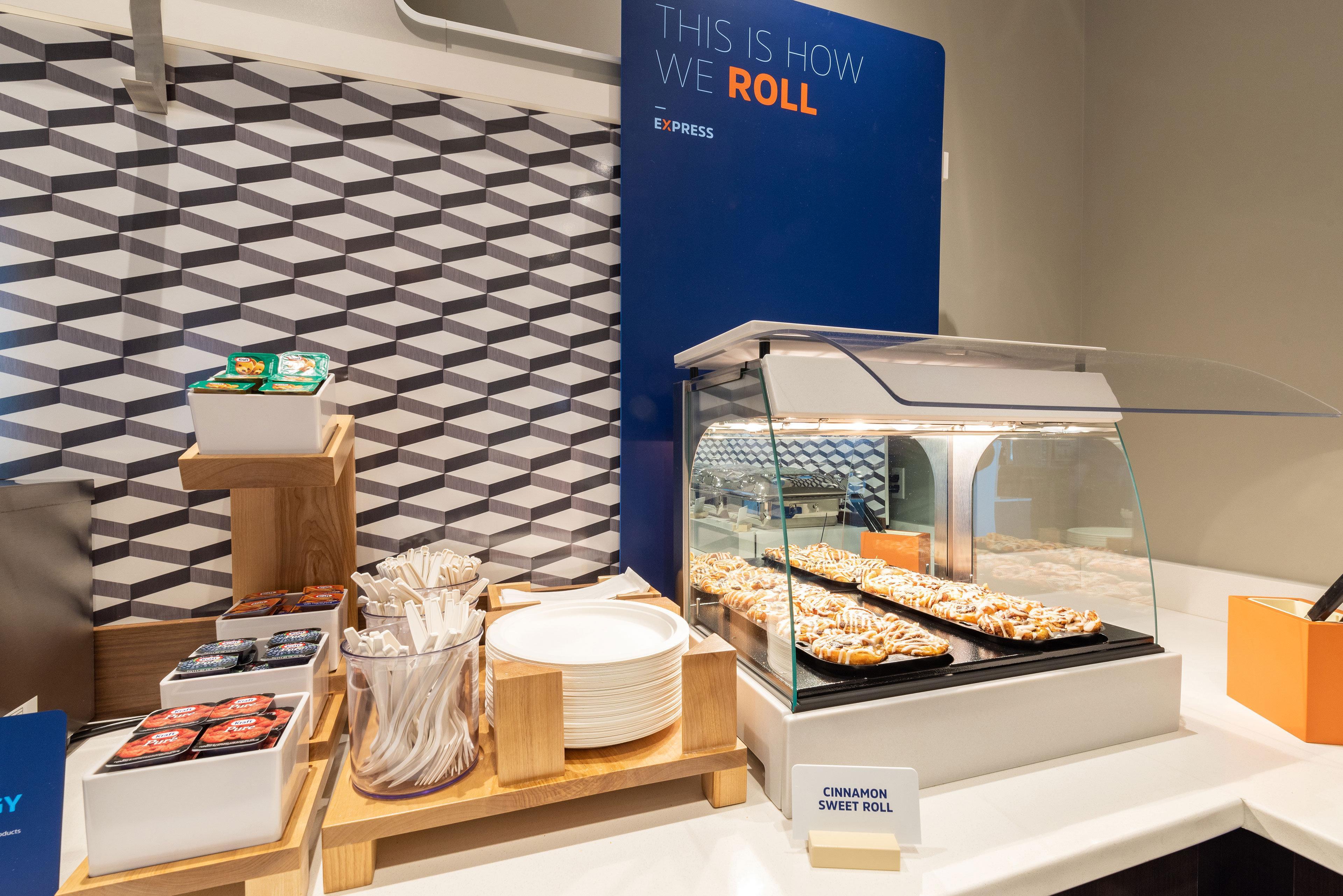 Holiday Inn Express & Suites Pasadena - Los Angeles By Ihg Bagian luar foto